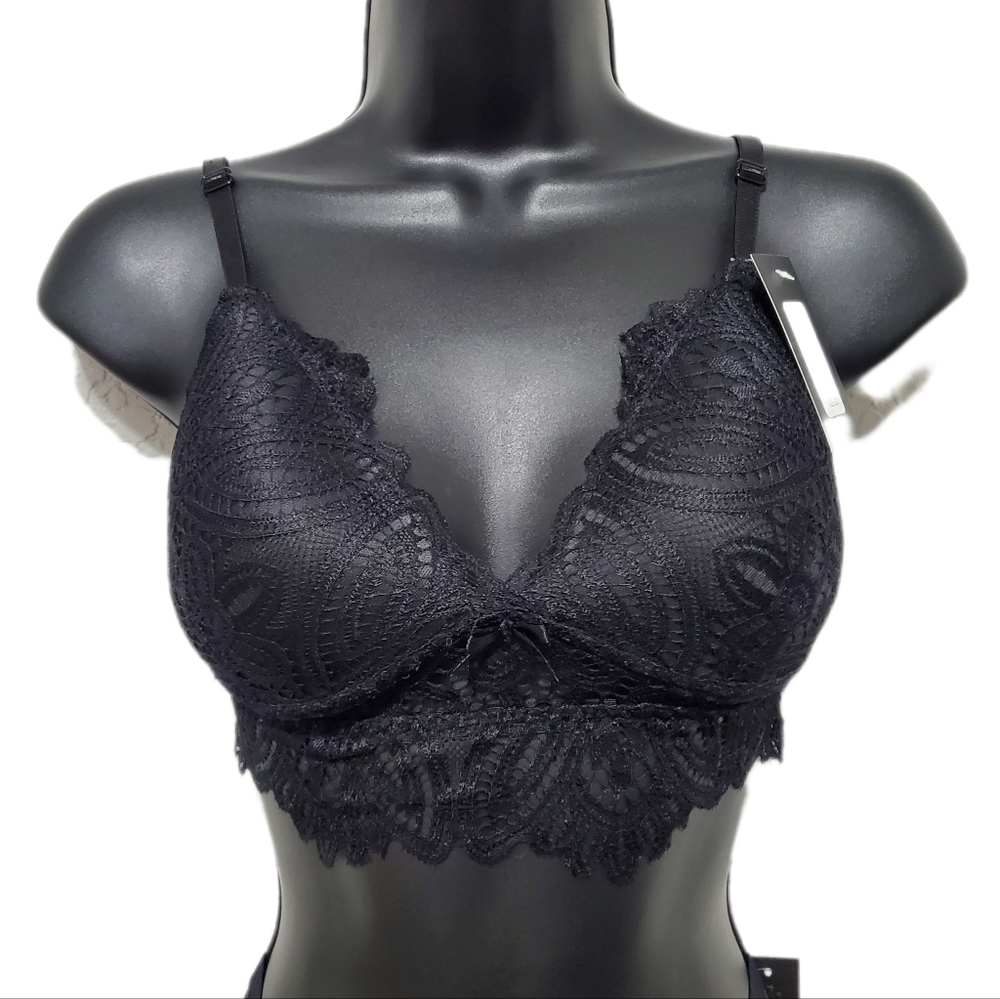 2/$30 Frederick's of Hollywood Finley Black Lace Padded Bralette Bra Size M